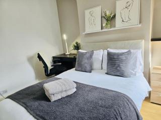 Cozy Home in Bootle - 1