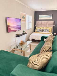 Loft Suite 1-Bed - 8