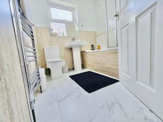 Room 4 Shared House in Bootle - 5