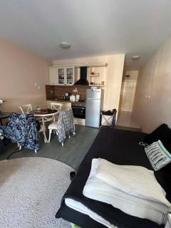 Luxury Studio with Pool Access in Atia Resort Chernomorets - 1