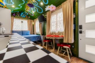 Stay Portland - Teal & Terrazzo Bright Portland Tiny Home - 0