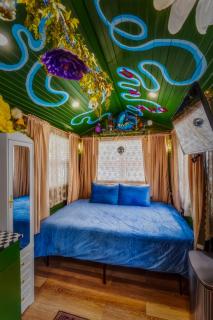 Stay Portland - Teal & Terrazzo Bright Portland Tiny Home - 6