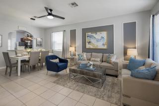 Spacious 6BR Villa | Pool • Parking • Near Disney World - 3