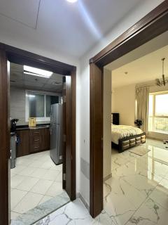 1-Bedroom Apartment with Balcony, Ajman - 3