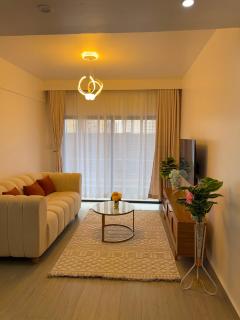 LuminaStays-Kilimani Executive 1 bedroom with heated pool and gym - 8