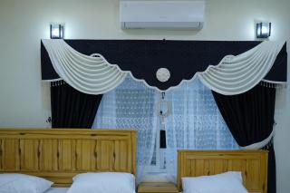 Mir Prime Hotels & Guest House - 8