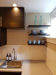 Deep Cove Guest Suite - 4