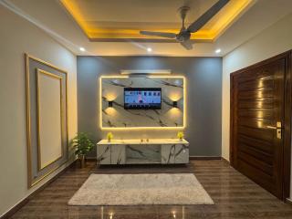 One Bed Apartment - 2