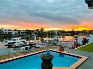 Luxury 4 bedroom waterfront holiday home on the Sunshine Coast - 0