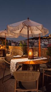 The Square Hotel by X&N - 4