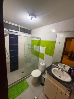 Departamento moderno céntrico con parqueo - 3