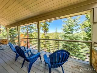 Summit Pines Hideaway - Amazing Mountain Views! - 1