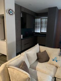 Anza Home - 5