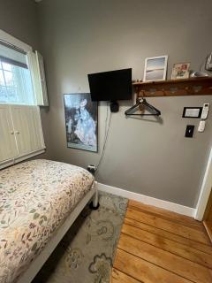 The Kennebec Suite - 2