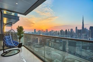 Luxury 3BR Maid room I Burj views I Downtown - 8