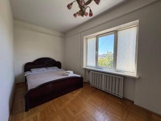 82-Avenue Apartment - Tsjernivsi - 1