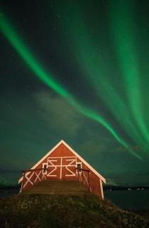 Northern light and midnight sun paradise - 9