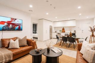 Bright & Airy on Tuam - 2Bedroom Apartment - 1