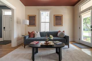 Boutique Italian Village OSU 4BR 4 parking - 7