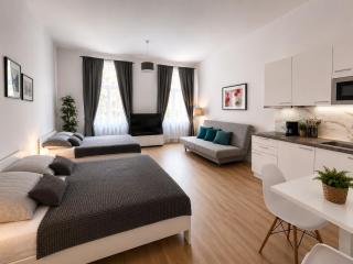 Cozy Prague Muzeum - Wenceslas square - 0