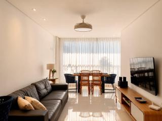 Apartamento 3 Quartos Alto Padrão Praia do Morro, vista para o mar e para as montanhas - 4