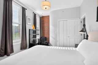 Brookline Village, Central Air, 2B, Near Longwood - 2