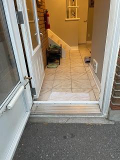 4 BR House Toronto near TTC Sleeps 4-8 STR - 6