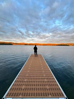 Lakefront Resort For 6 - 7