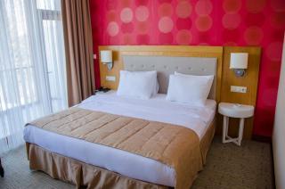 Sputnik Hotel Batumi - 3