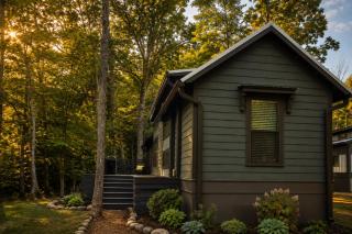 Mountain Top Mini Home at The Retreat at Deer Lick Falls - 8
