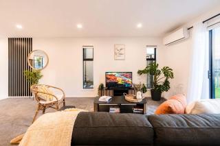 Enchanting Getaway in Merivale - 2