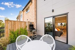 Enchanting Getaway in Merivale - 6