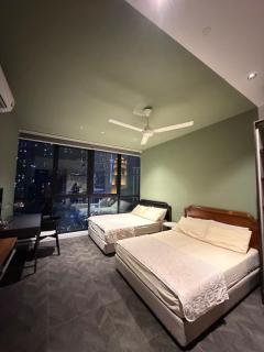 Scarletz Suite by EXSIM KL near KLCC - 0