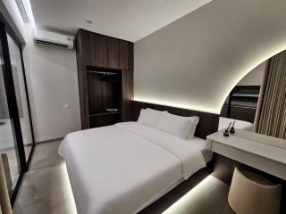 Havenwood Suites Penang at 22 Macalisterz - 2BR City View - 4