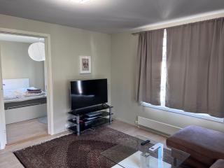 One Bedroom, EV-charging, walk-in closet, garage - 1