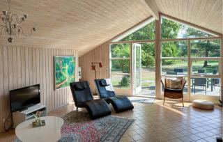 Nice Home In Væggerløse With Wifi - 8
