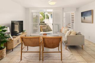 Spacious Seaside Oasis on Dicky Beach - 5
