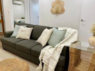 Modern Stylish House in Craigie - 1
