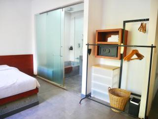 Cheers Social Apartment & Hotel BKK1 - 4