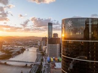 Crystal River - Lv 47 Luxe Skyhome on Casino, Queens Wharf Residence Collection - 3
