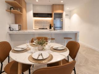 Crystal River - Lv 47 Luxe Skyhome on Casino, Queens Wharf Residence Collection - 5