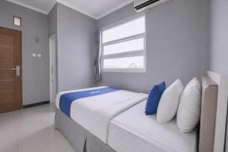 Rehat at The Karins Guest House - 1