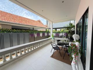 Stylish 3BR Greek Villa AT Jomtien Beach - 8