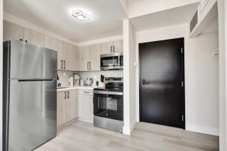Cozy 2BR SoBe Pad Just a Block to the Beach 303 - 3