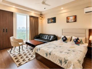 The Sunlit Omaxe ITC - Premium Apartment - 9