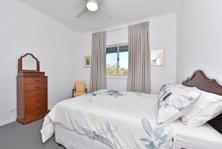 Kinloch Cottage Stunning Stay on Daisy Hill Vineyard - 1