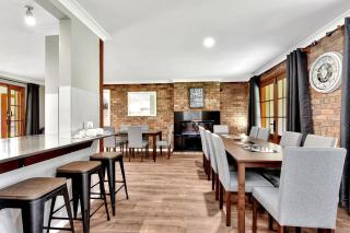 Kitchener Country Estate with Pool Hot Tub on private acres that sleeps up to 18 - 8