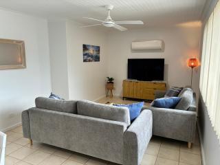 Ocean Breeze Accommodation - 8