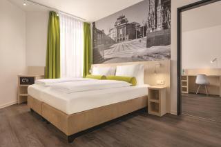 Super 8 by Wyndham Chemnitz - 0