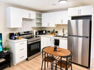 Little Retreat Moncton Cozy 1BR Suite in Moncton - 6